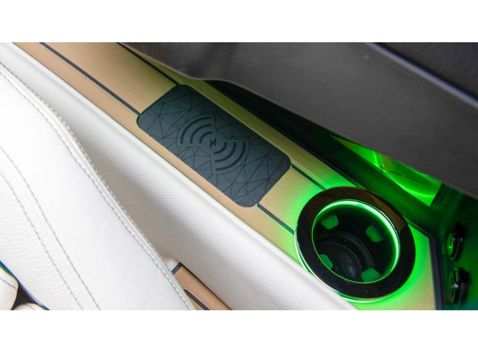 Scanstrut ROKK SC-CW-07F Kabelloses Ladegerät für Mobiltelefone Painestore