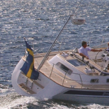 Soporte de radar autonivelante Scanstrut LMB-F1 - Backstay Painestore