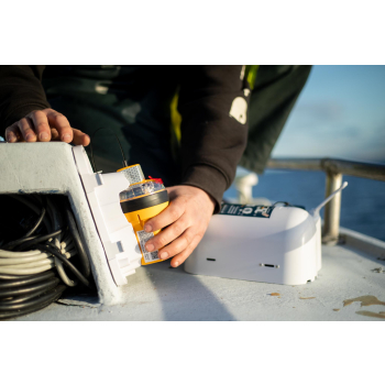 Balise de détresse Ocean Signal safeSEA EPIRB3 Pro avec GPS et AIS Auto Painestore